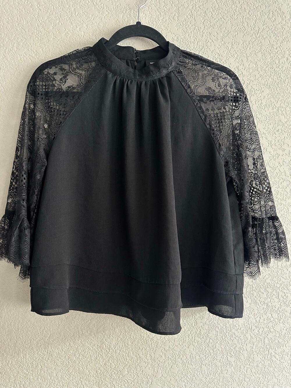 Who What Wear Black Lace Sleeve Blouse Women's Size S Mock Neck Bell Cuff Top
